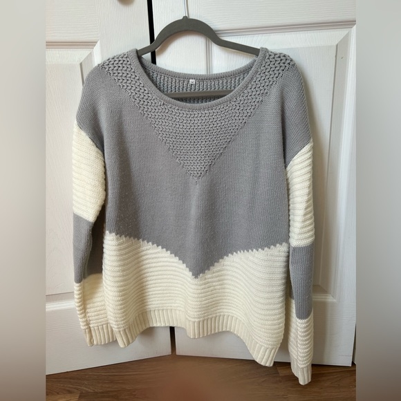 Sweater - Amazon - Picture 6 of 10